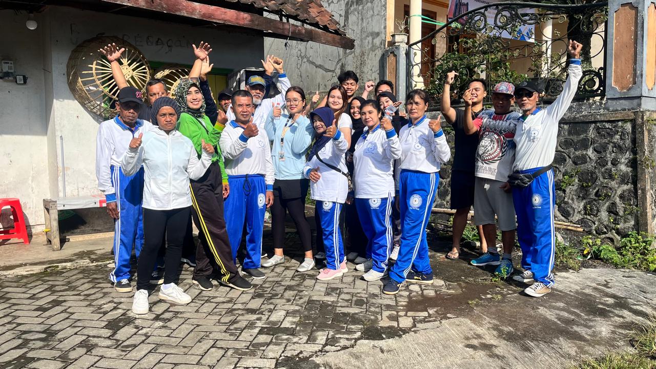 Rutinitas Senam Lieng Tien Kung Warga Desa